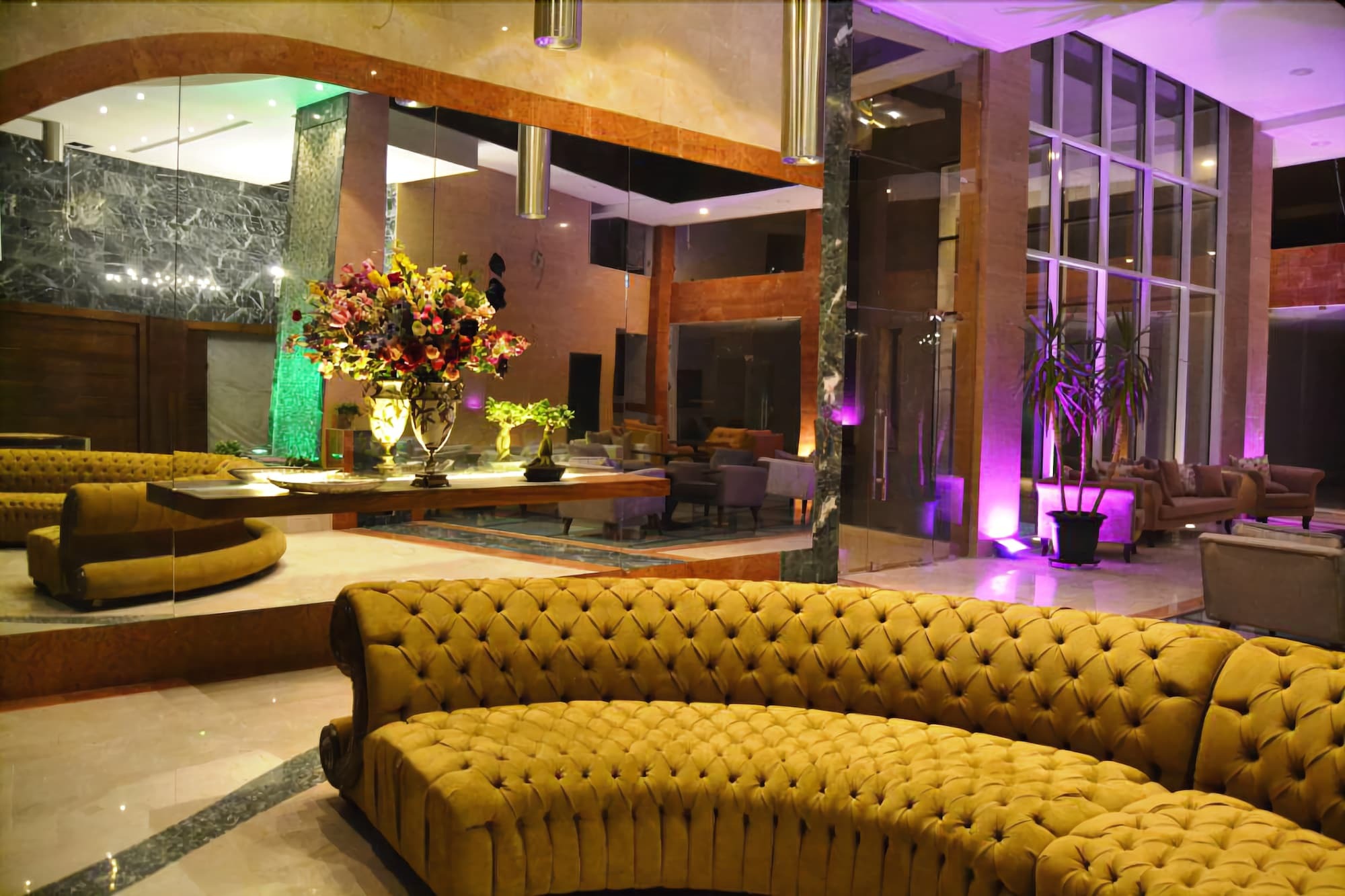 Delora Hotel And Suites Chtaura Exterior photo
